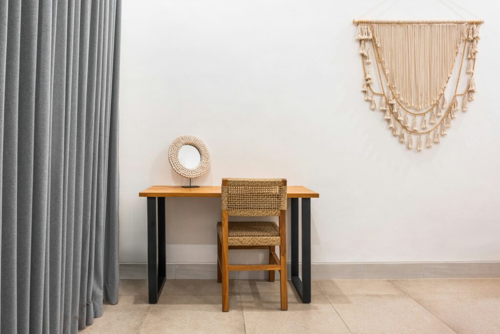 Aménager un bureau dans le salon