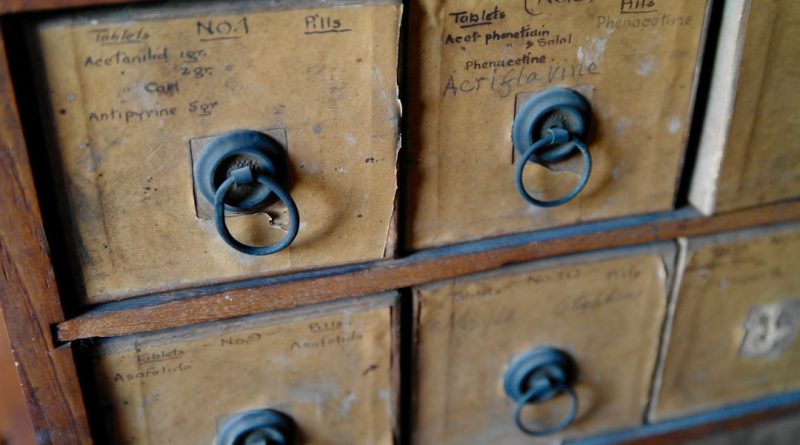 Meuble japonais ancien : authentique ou reproduction en brocante ?